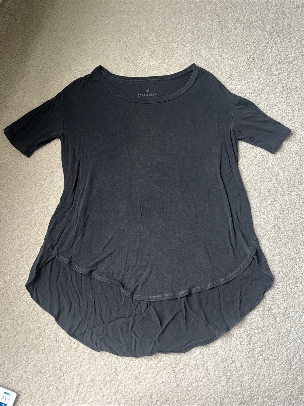 American Eagle Outfitters Black Short-Sleeve High-Low Tee